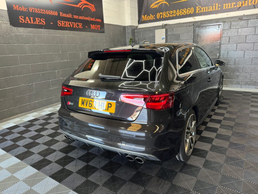 Audi S3 2.0 TFSI quattro Euro 6 (s/s) 3dr