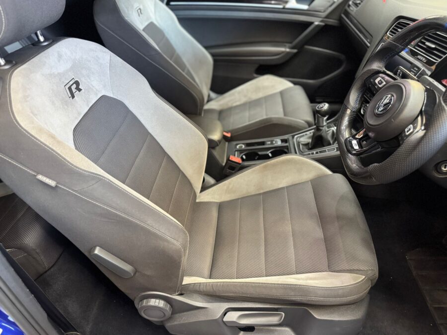 Volkswagen Golf 2.0 TSI BlueMotion Tech R 4Motion Euro 6 (s/s) 3dr