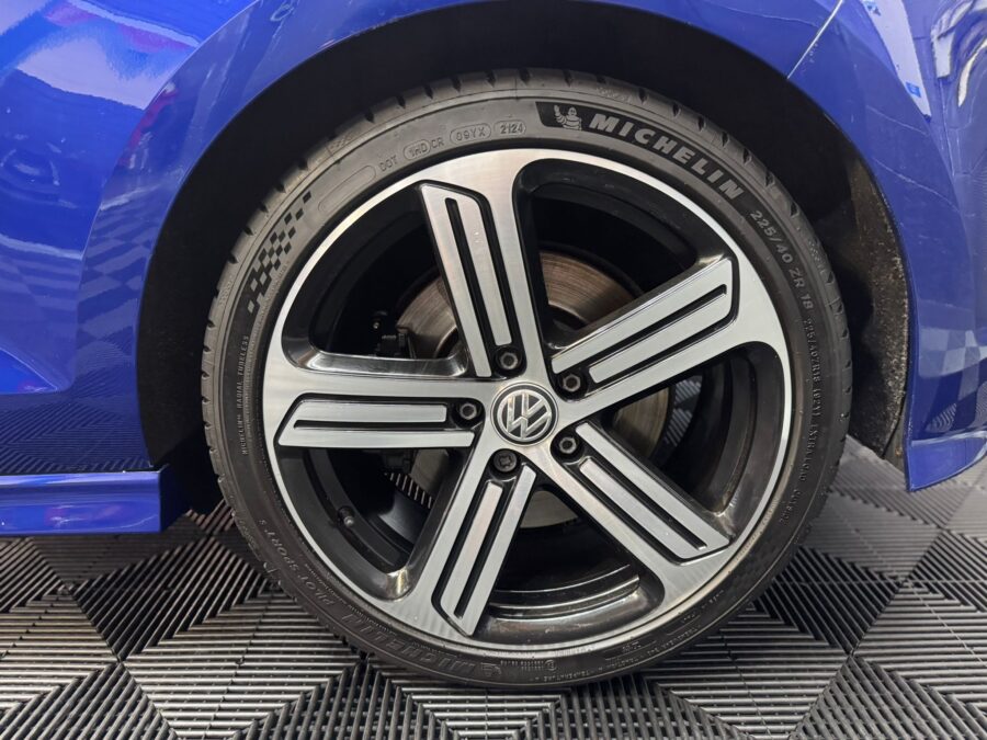 Volkswagen Golf 2.0 TSI BlueMotion Tech R 4Motion Euro 6 (s/s) 3dr