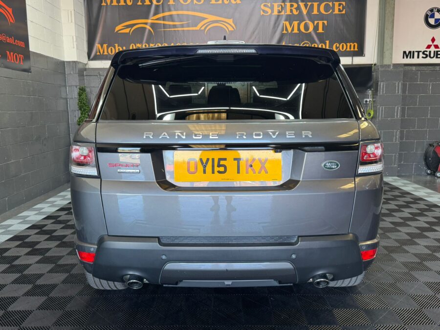 2015 Land Rover Range Rover Sport SDV6 Autobiography Dynamic 3.0L – Automatic | 89,021 miles