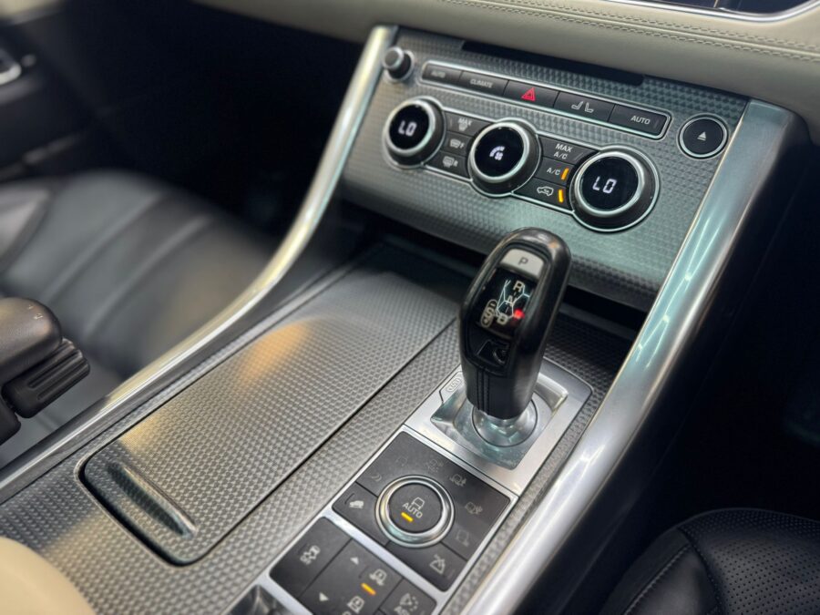 2015 Land Rover Range Rover Sport SDV6 Autobiography Dynamic 3.0L – Automatic | 89,021 miles