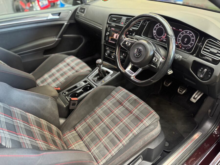 2018 Volkswagen Golf GTI 2.0 TSI – Manual | 76,629 miles