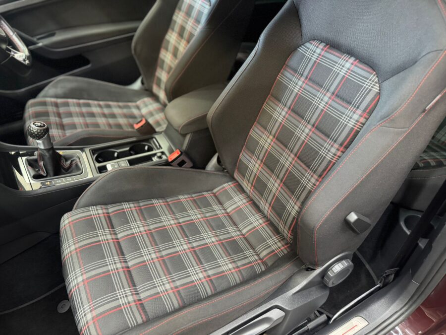 2018 Volkswagen Golf GTI 2.0 TSI – Manual | 76,629 miles