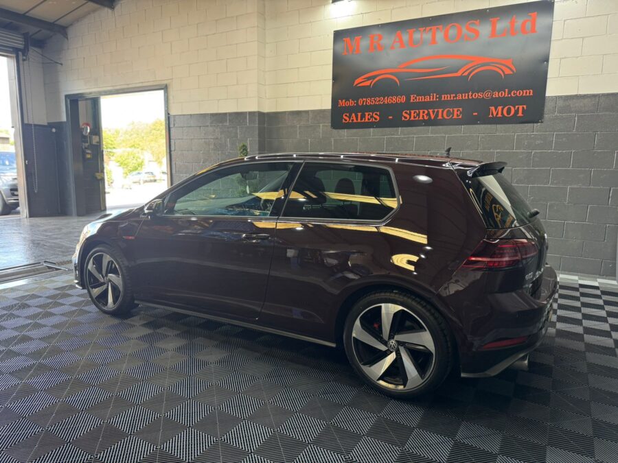 2018 Volkswagen Golf GTI 2.0 TSI – Manual | 76,629 miles