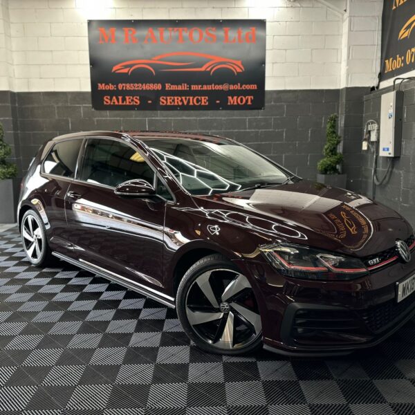 2018 Volkswagen Golf GTI 2.0 TSI – Manual | 76,629 miles